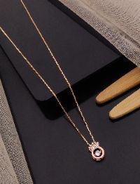 Kenali Chain Pendant Kenali Chain Pendant