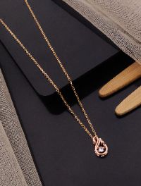 Rajeshri Chain Pendant Rajeshri Chain Pendant