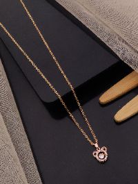 Mahika Chain Pendant Mahika Chain Pendant